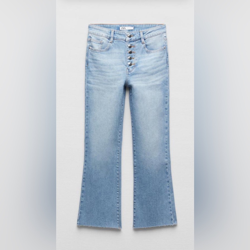 Zara Light Blue Buttoned Mini Flare Jeans